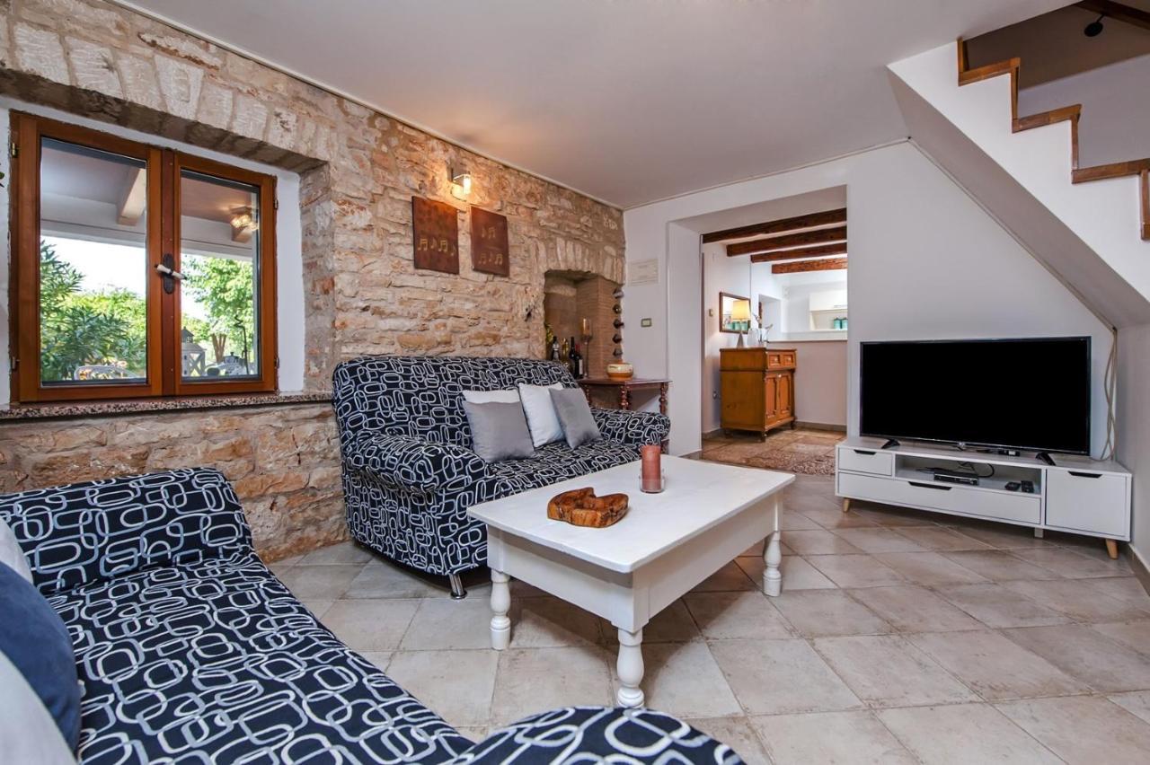 Holiday Apartment Daria 20 罗维尼 外观 照片