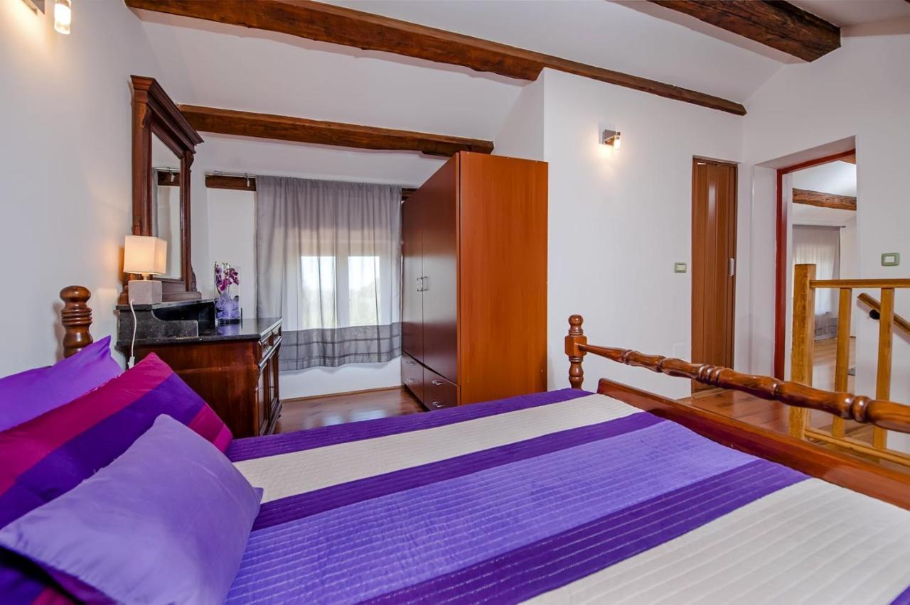 Holiday Apartment Daria 20 罗维尼 外观 照片