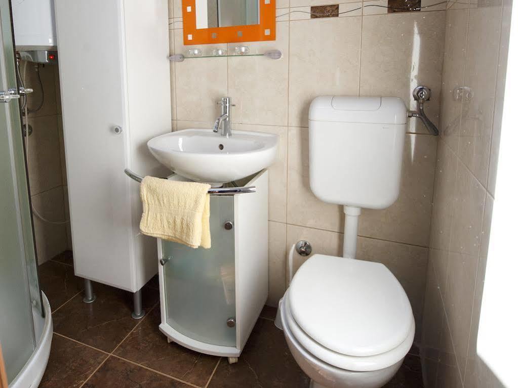 Holiday Apartment Daria 20 罗维尼 外观 照片