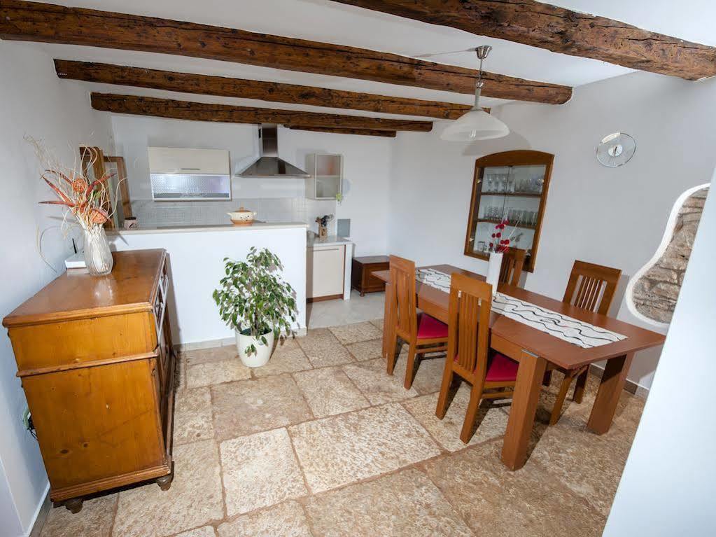 Holiday Apartment Daria 20 罗维尼 外观 照片